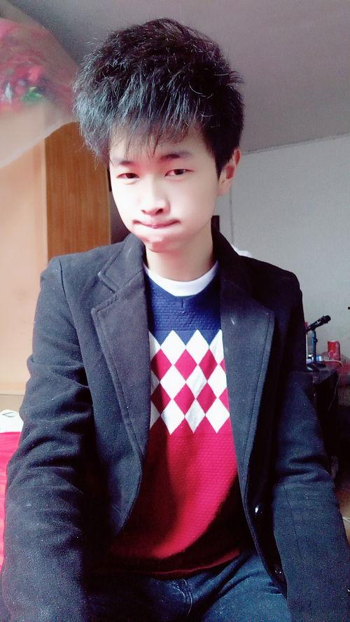 穆芮锋个人资料,才华横溢的青年才俊，引领时代潮流的先锋人物